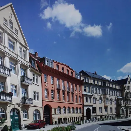 Апартаменты Schiller Fabrikantenwohnung