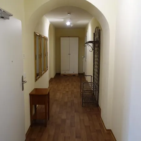 Schiller Fabrikantenwohnung Апартаменты Зебниц